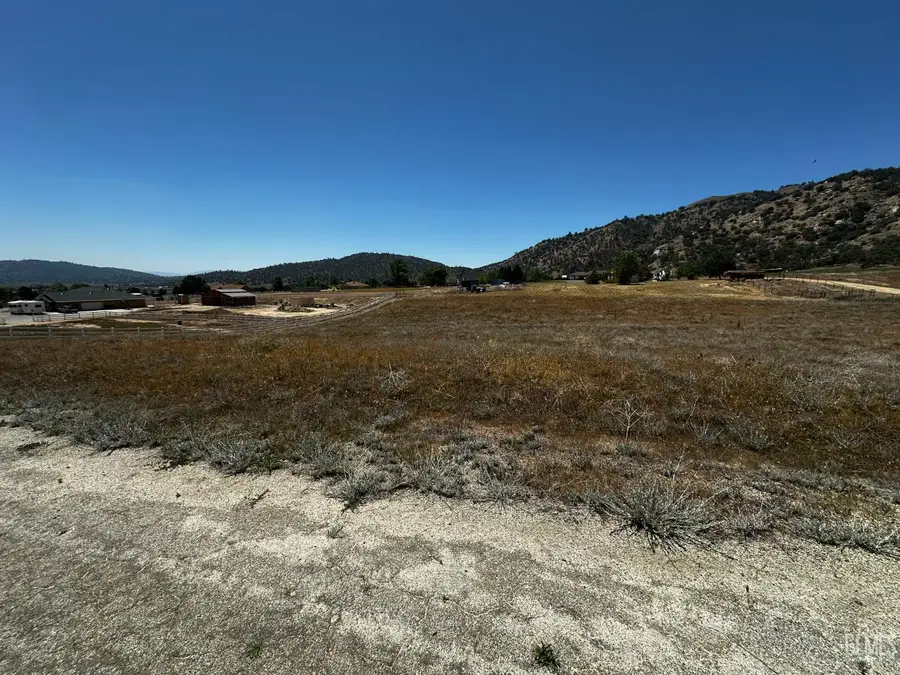 0 HARNESS, Tehachapi, CA 93561 - #3