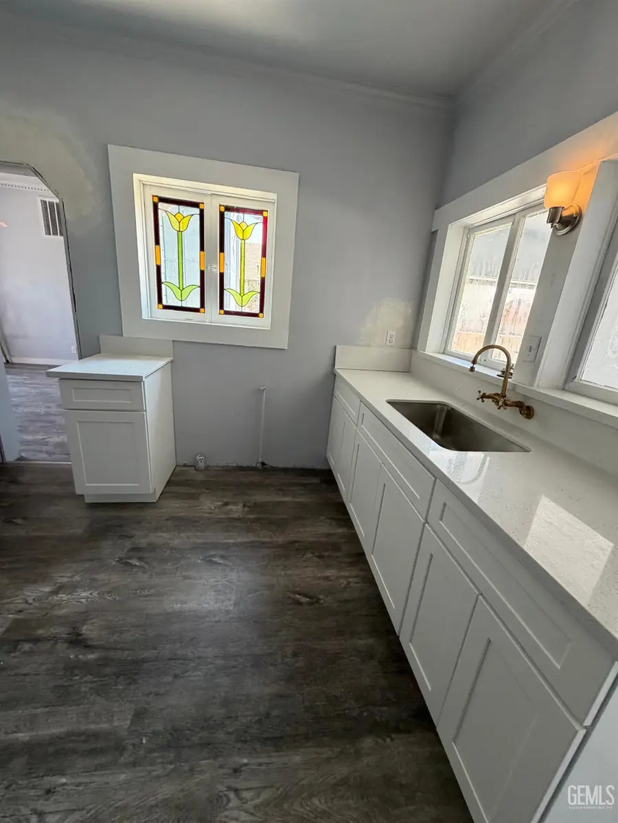 613 WOODROW STREET, Taft, CA 93268 - #3