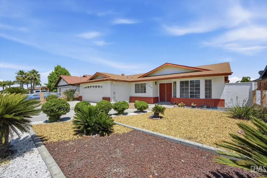 2168 QUINCY STREET, Delano, CA 93215 - #3