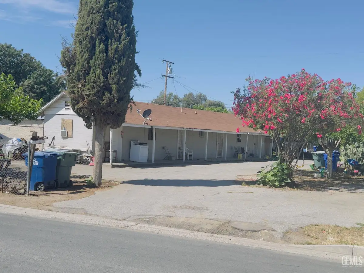 121 GLENWOOD STREET, Delano, CA 93215 - #1