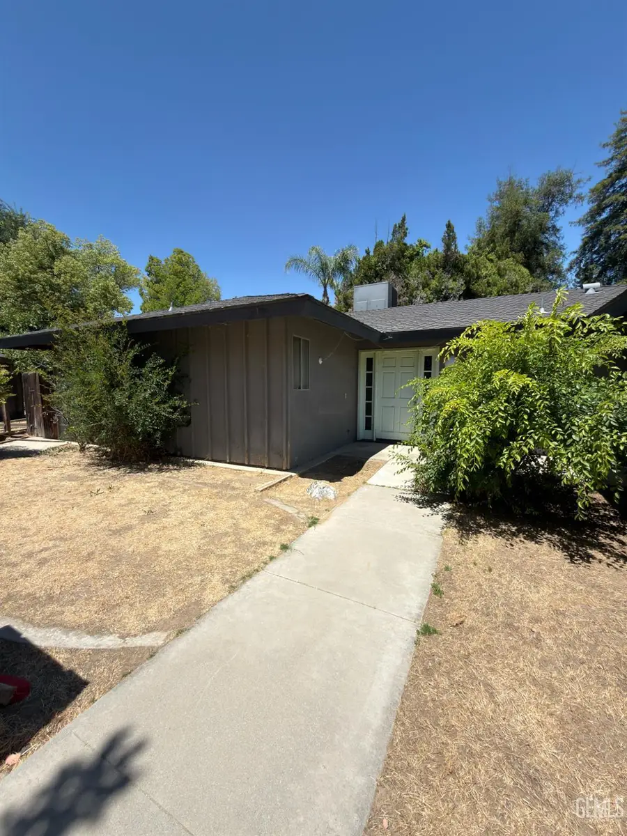 412 GABRIEL DRIVE, Bakersfield, CA 93309 - #2