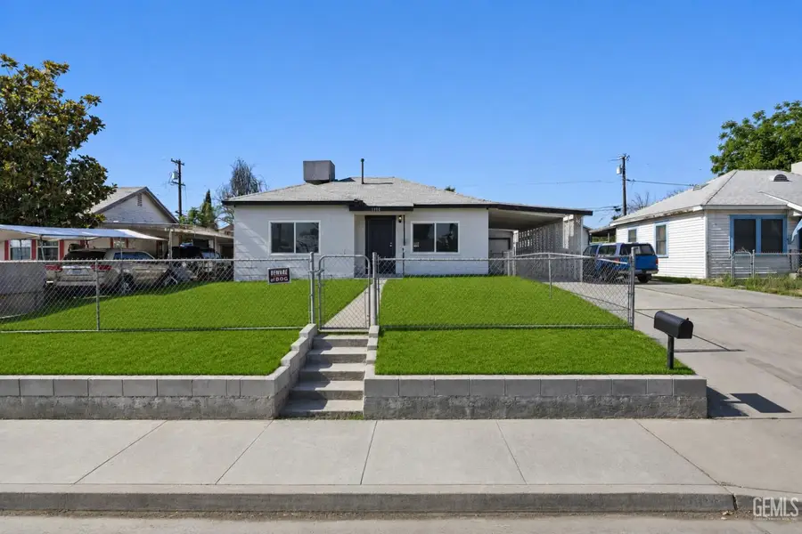 1916 LUCKY STREET, Bakersfield, CA 93307 - #2