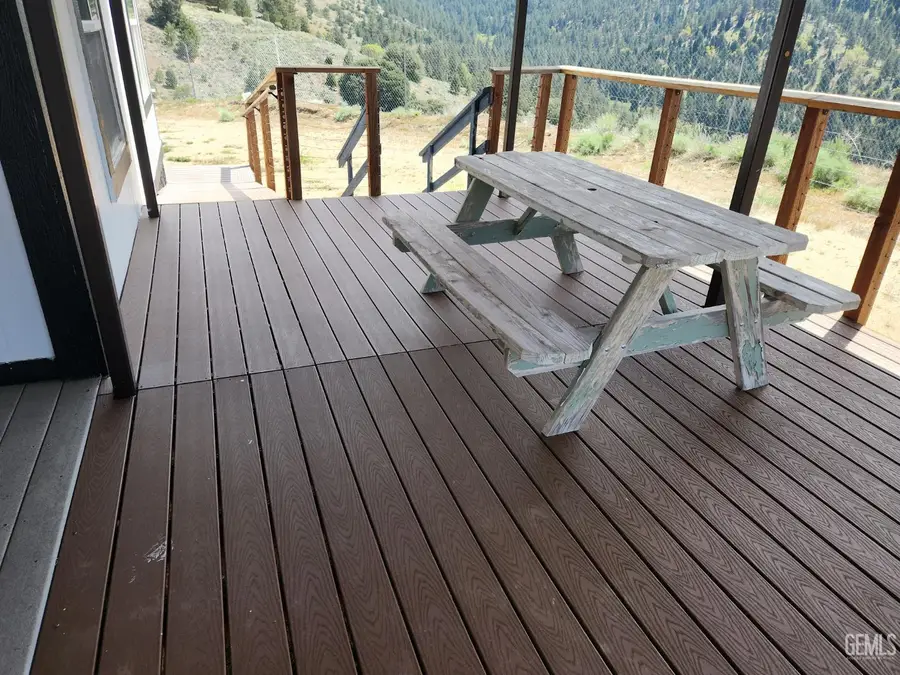 23200 GRIMSEL DRIVE, Tehachapi, CA 93561 - #2