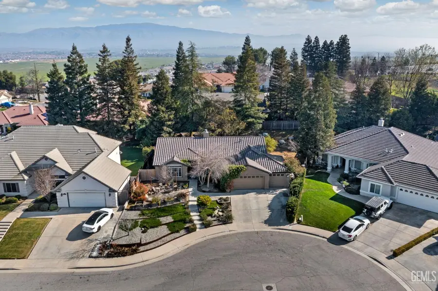5109 URSA COURT, Bakersfield, CA 93306 - #2