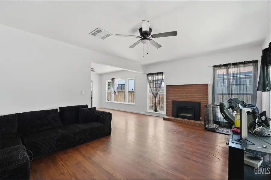 228 HAYBERT COURT, Bakersfield, CA 93308 - #3
