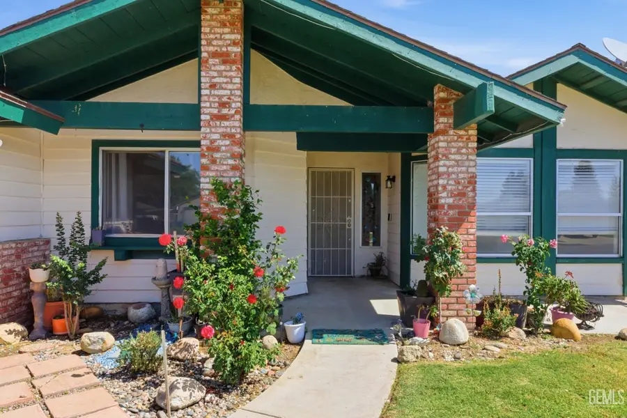 1106 MCGINLEY AVENUE, Bakersfield, CA 93308 - #2