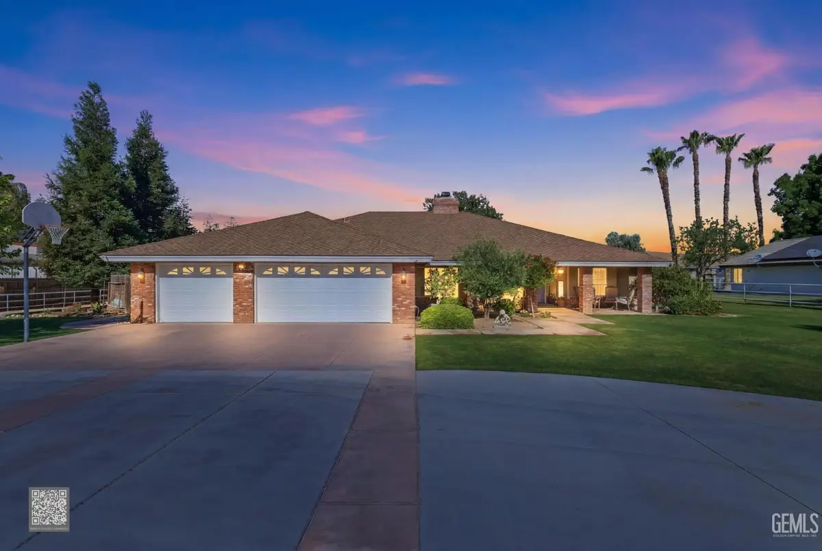 6915 MANDY LANE, Bakersfield, CA 93308 - #1