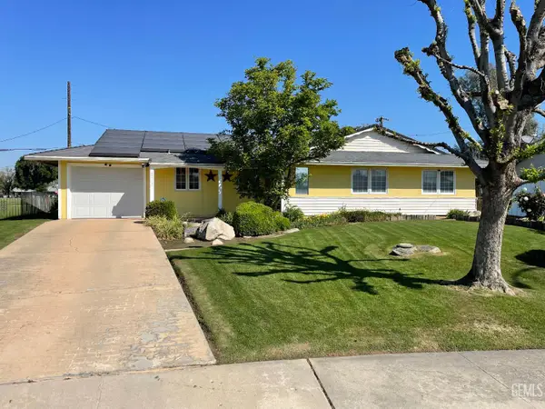 6212 BEL AIRE WAY, Bakersfield, CA 93309
