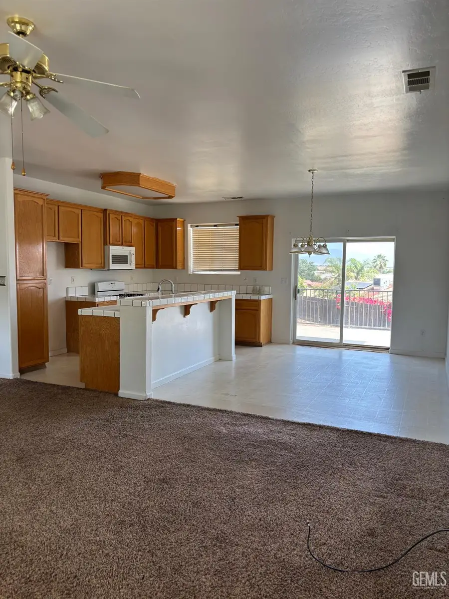 407 BRITE MEADOW COURT, Bakersfield, CA 93308 - #2