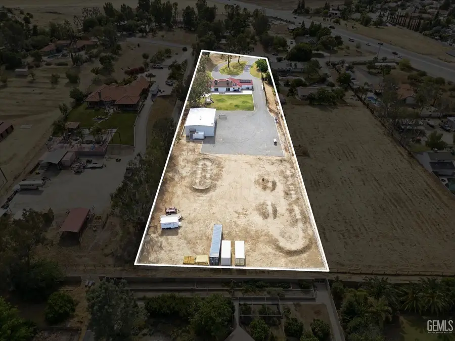 3811 VIEW STREET, Bakersfield, CA 93306 - #3