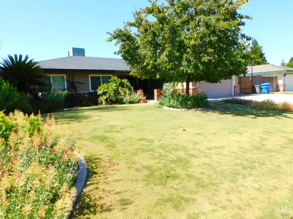 7305 SNOWMASS LANE, Bakersfield, CA 93309