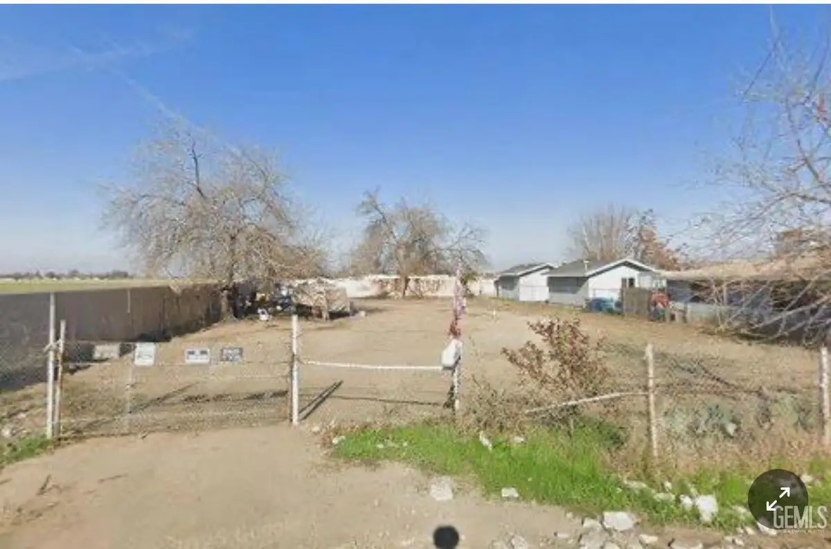 7700 MIDDLETON LANE, Lamont, CA 93241 - #1