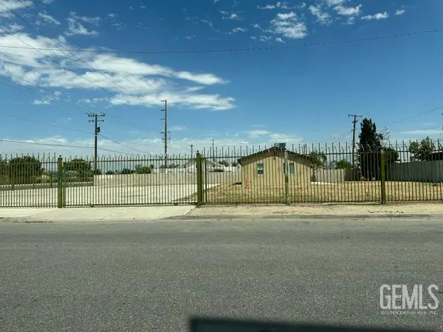 655 S PANAMA LANE, Bakersfield, CA 93307 - #1