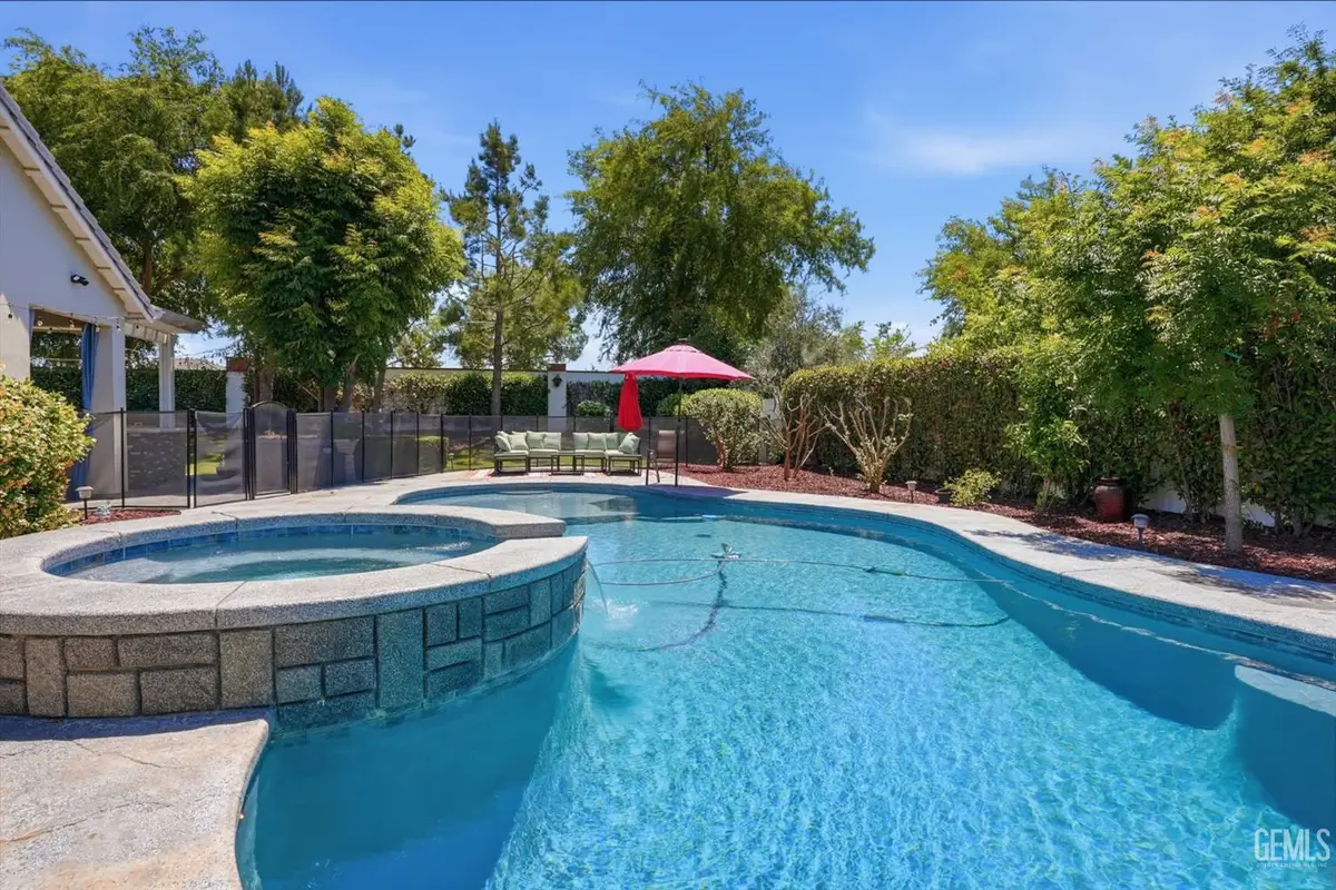 12515 LINCOLNSHIRE DRIVE, Bakersfield, CA 93311 - #1