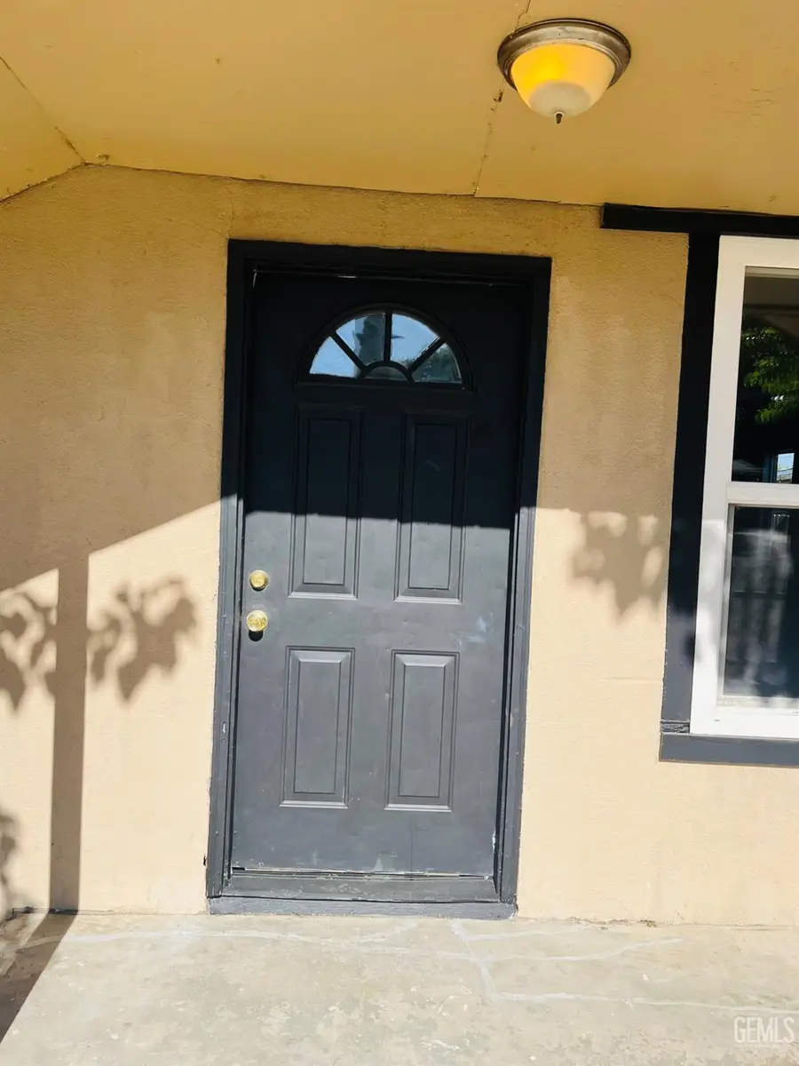 210 JEFFERSON STREET, Taft, CA 93268 - #3