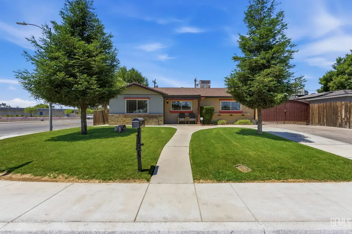 2417 ORIOLE STREET, Bakersfield, CA 93309 - #1