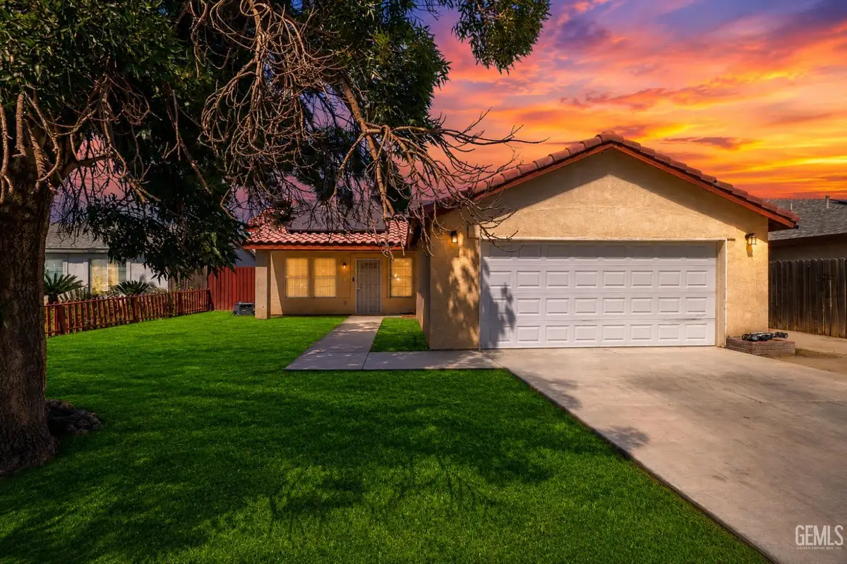 2114 FOXGLOVE COURT, Bakersfield, CA 93304 - #1