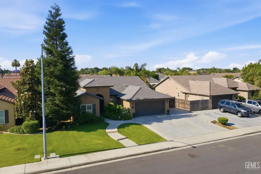 10821 CORBETT CANYON DRIVE, Bakersfield, CA 93312 - #2