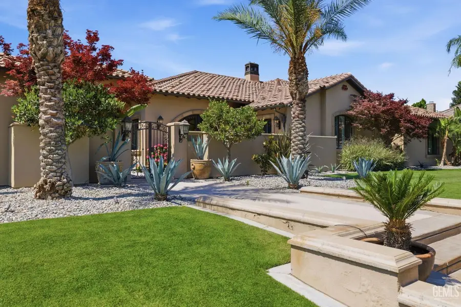 2709 CORMIER DRIVE, Bakersfield, CA 93311 - #3