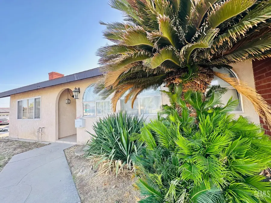 3601 JODY COURT, Bakersfield, CA 93308 - #3