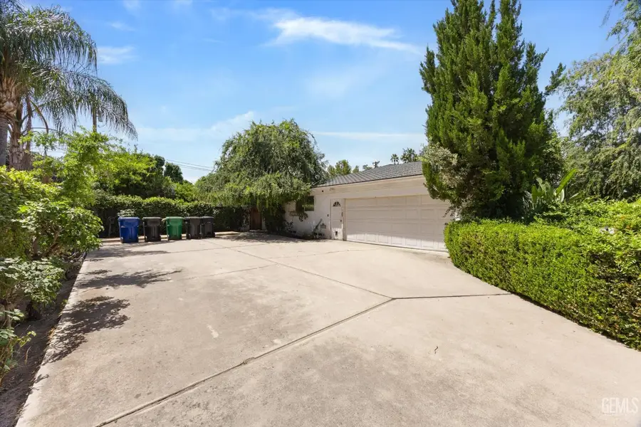 719 MANNEL AVENUE, Shafter, CA 93263 - #3