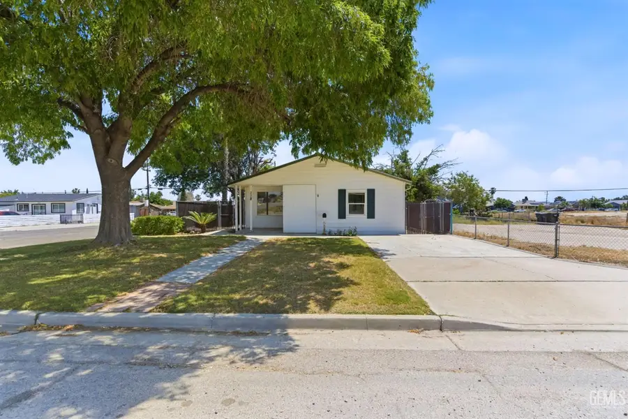 118 PIERCE, Taft, CA 93268 - #2