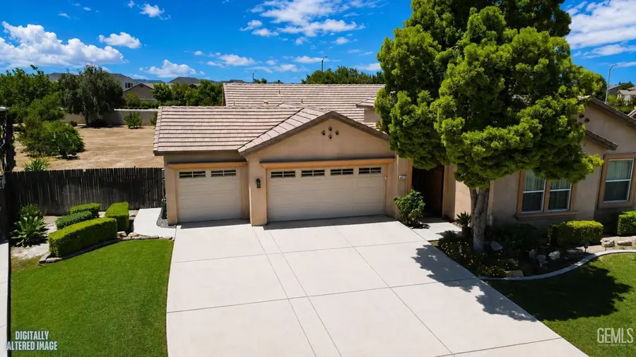6813 COBALT DRIVE, Bakersfield, CA 93313 - #3