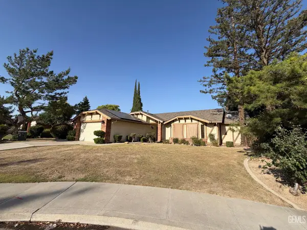3305 MISSION HILLS COURT, Bakersfield, CA 93306