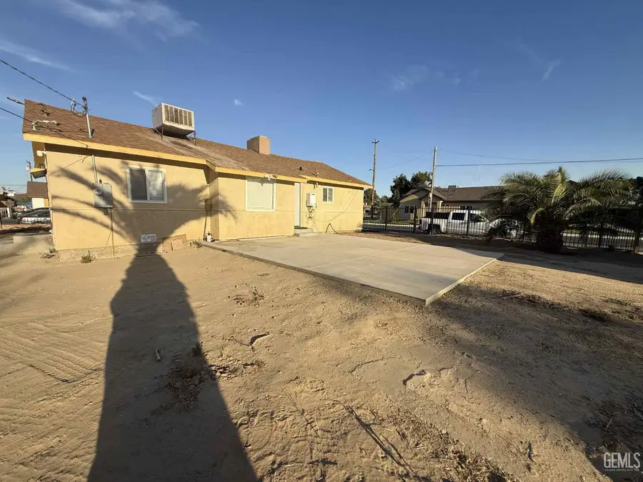 214 MADISON STREET, Bakersfield, CA 93307 - #3