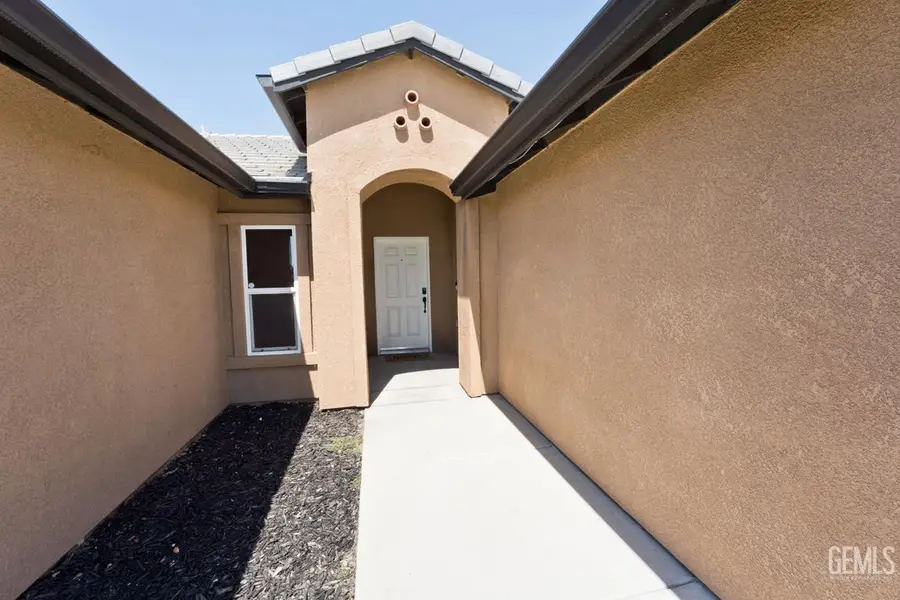 719 SAMBA COURT, Bakersfield, CA 93306 - #3