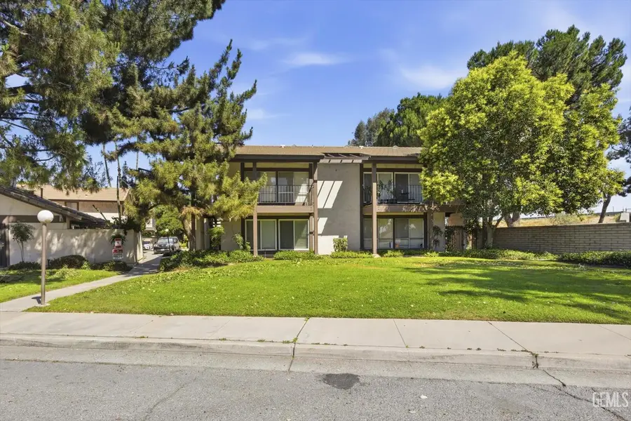 3333 EL ENCANTO COURT #19, Bakersfield, CA 93301 - #2