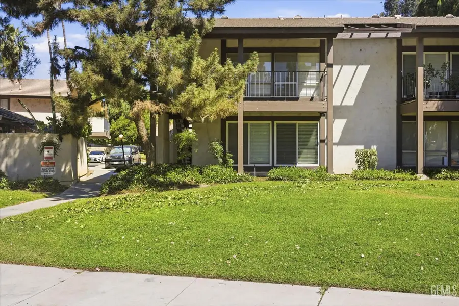 3333 EL ENCANTO COURT #19, Bakersfield, CA 93301 - #3