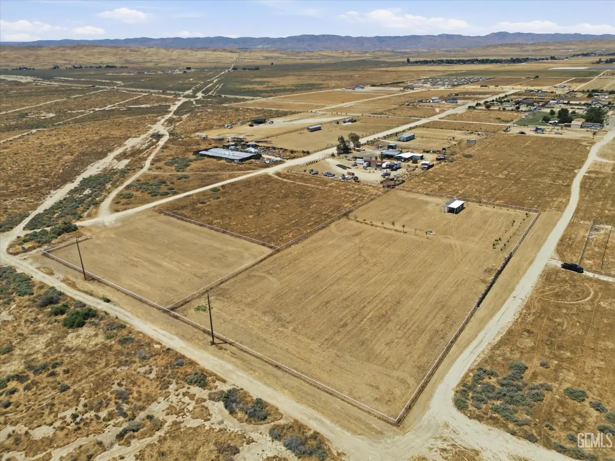 28189 CLYDESDALE AVENUE, Taft, CA 93268 - #1