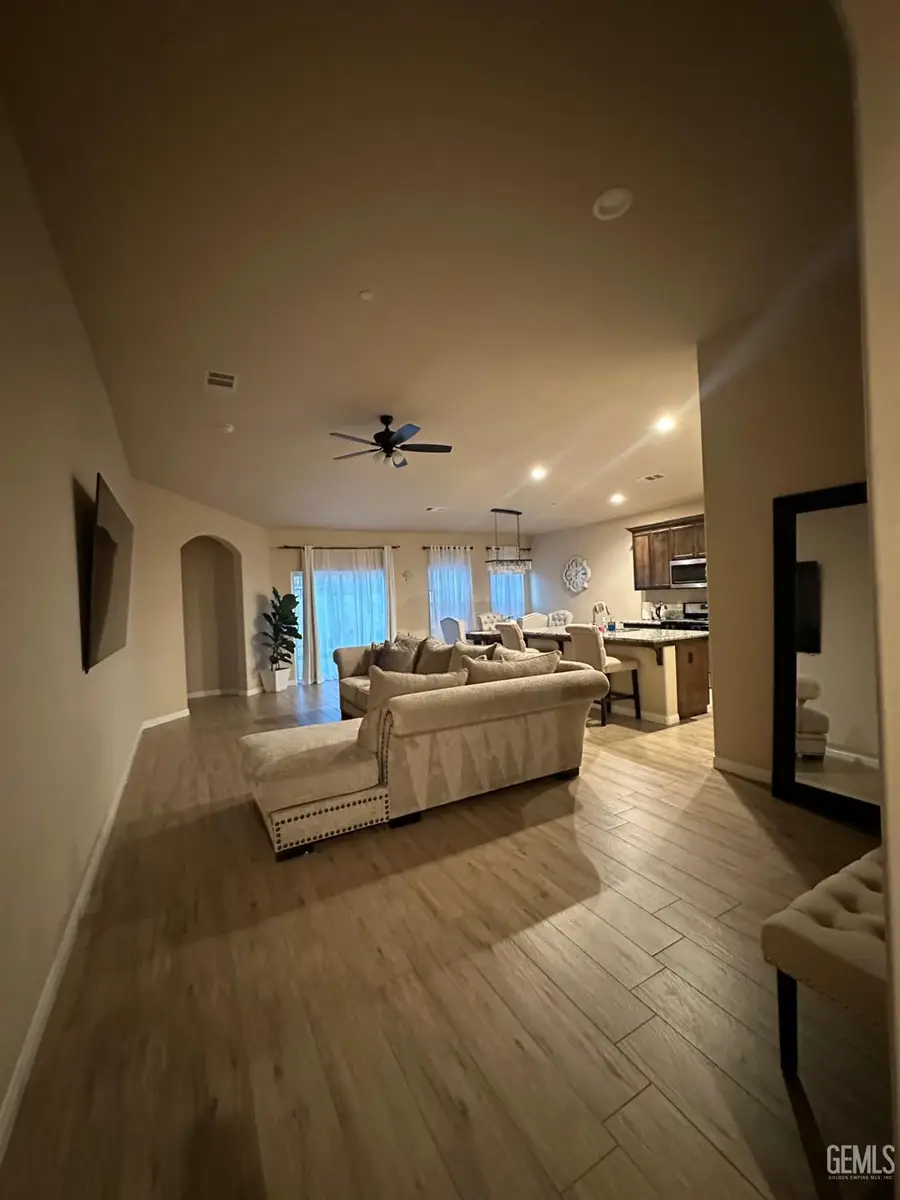 6104 MYBRYN COURT, Bakersfield, CA 93306 - #2