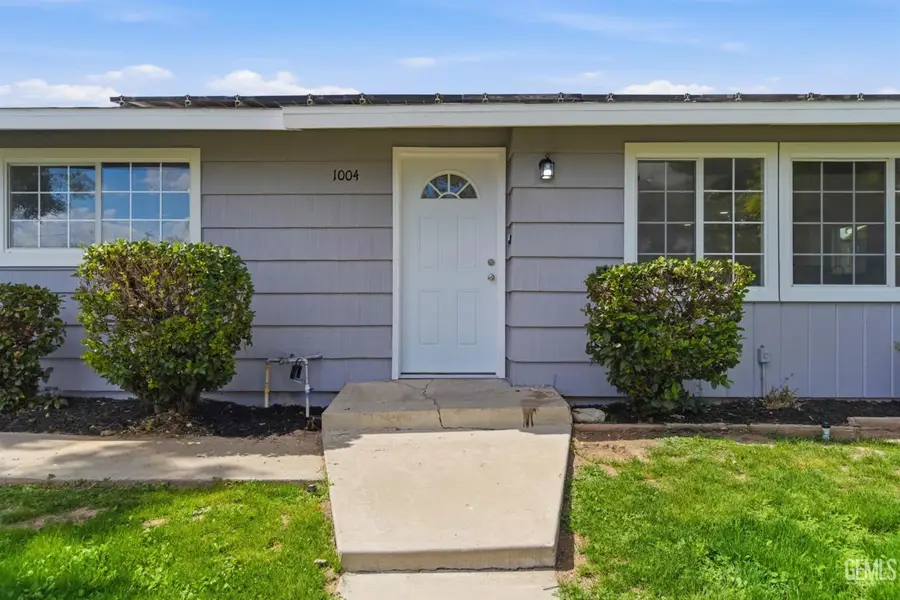 1004 RADCLIFFE AVENUE, Bakersfield, CA 93305 - #3