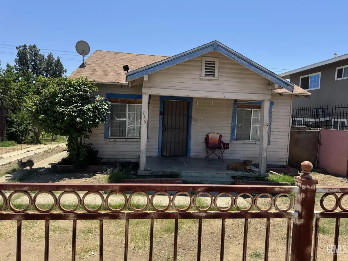 715 KNOTTS STREET, Bakersfield, CA 93305 - #1