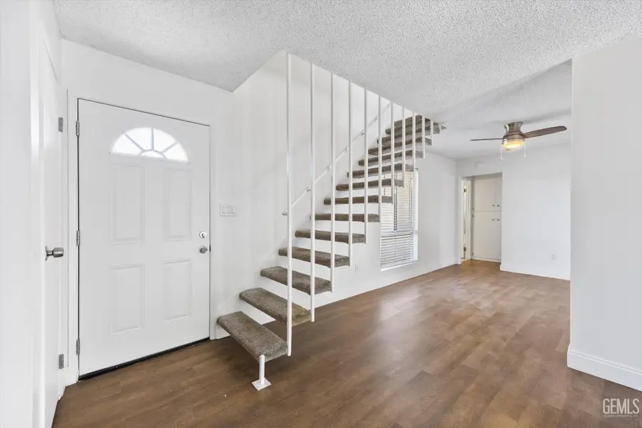 4700 NORDIC DRIVE #I, Bakersfield, CA 93309 - #3