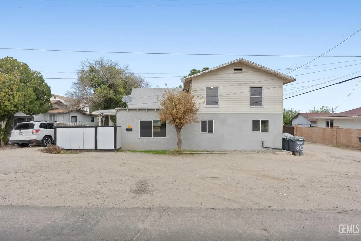 300 BUCHANAN STREET, Taft, CA 93268 - #1