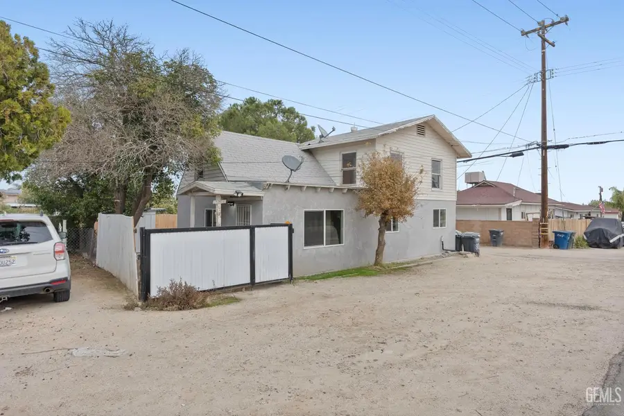 300 BUCHANAN STREET, Taft, CA 93268 - #3