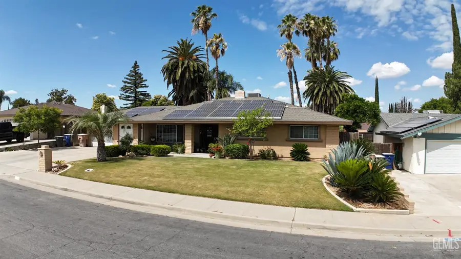 3208 SUNVIEW DRIVE, Bakersfield, CA 93306 - #3