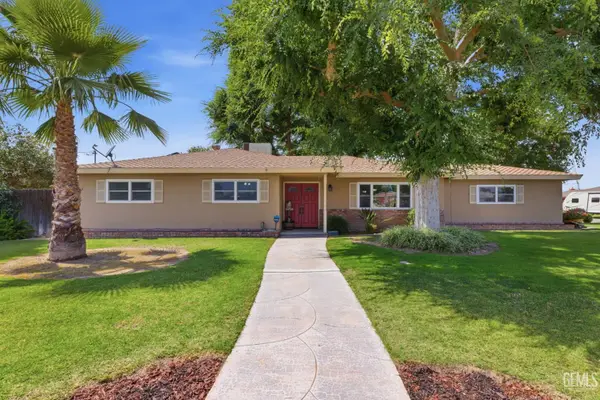 11600 WHIPPOORWILL LANE, Bakersfield, CA 93312