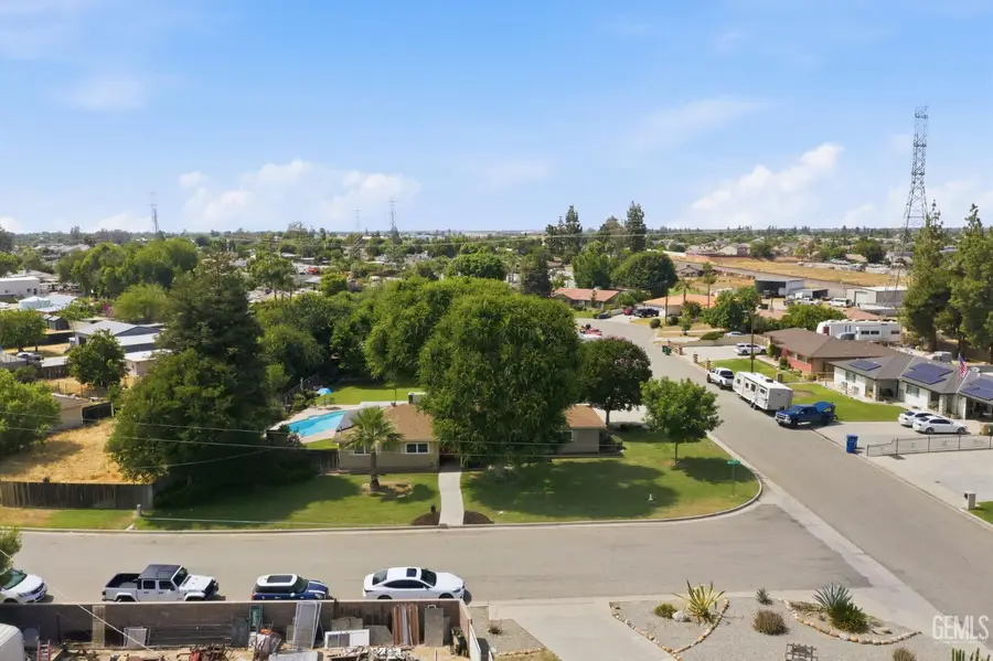 11600 WHIPPOORWILL LANE, Bakersfield, CA 93312 - #2