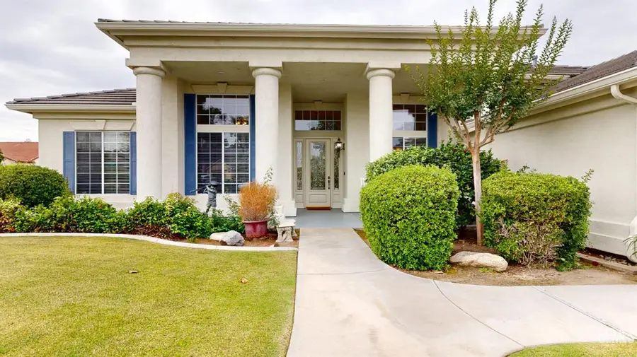 11103 IRON CREEK AVENUE, Bakersfield, CA 93312 - #2