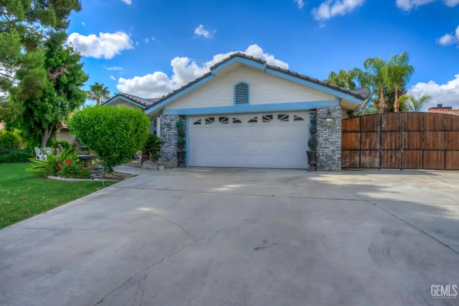 3315 SIERRA MEADOWS DRIVE, Bakersfield, CA 93313 - #3