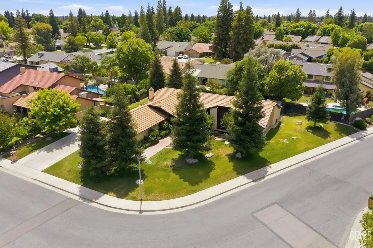 2501 MOFFITT WAY, Bakersfield, CA 93309 - #1