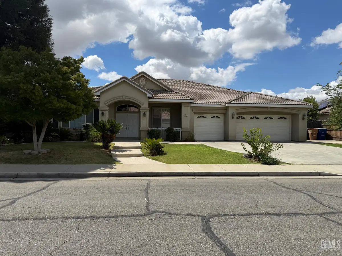 9213 LAKE VICTORIA DRIVE, Bakersfield, CA 93312 - #1