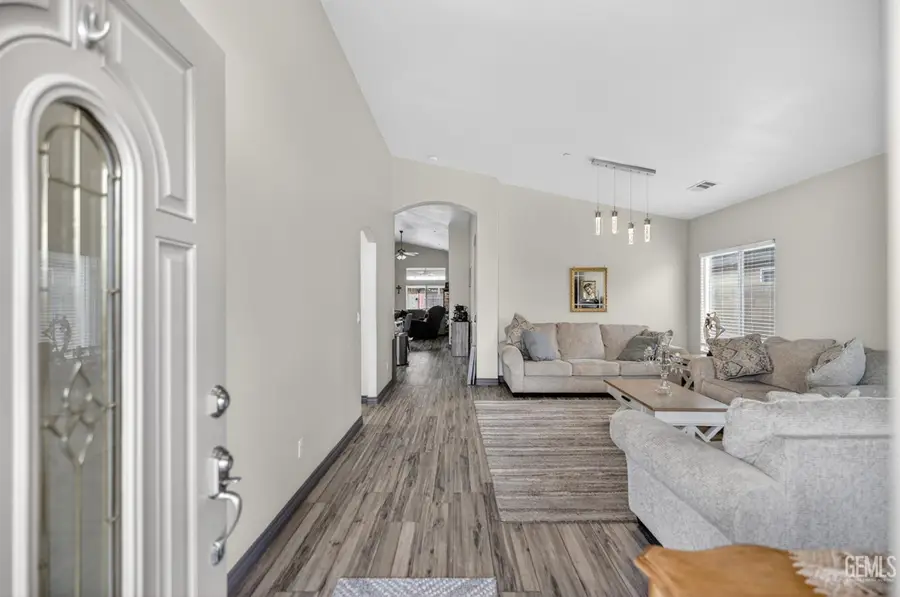 9411 GODIVA AVENUE, Bakersfield, CA 93311 - #3
