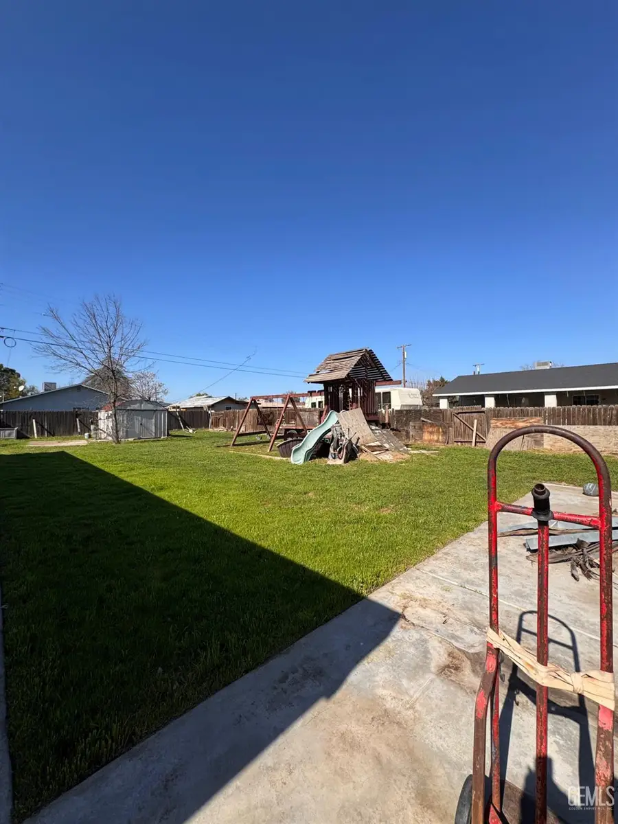 3517 LOTUS LANE, Bakersfield, CA 93307 - #2