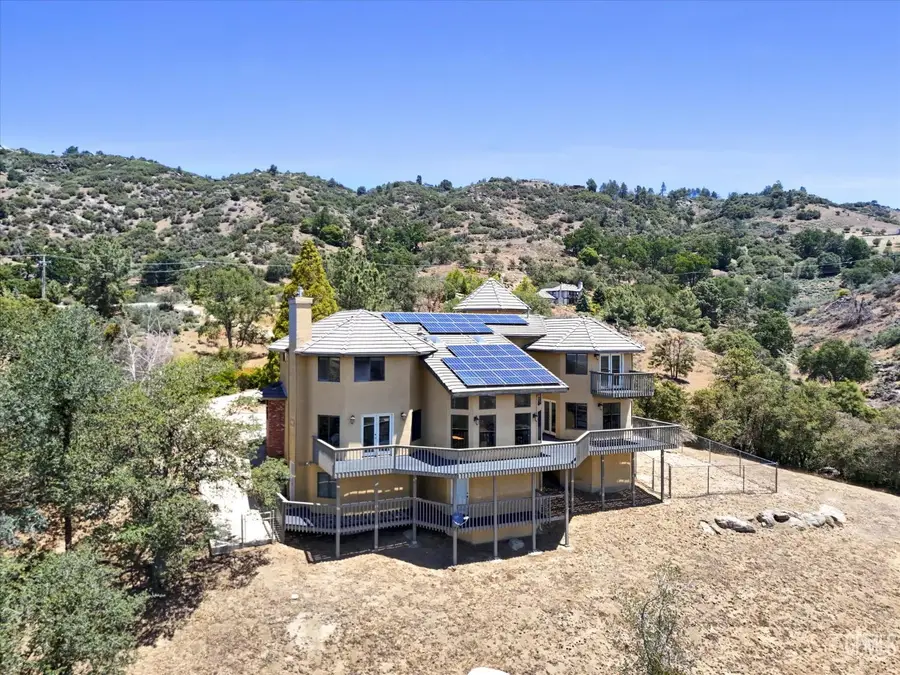 24050 JACARANDA DRIVE, Tehachapi, CA 93561 - #2