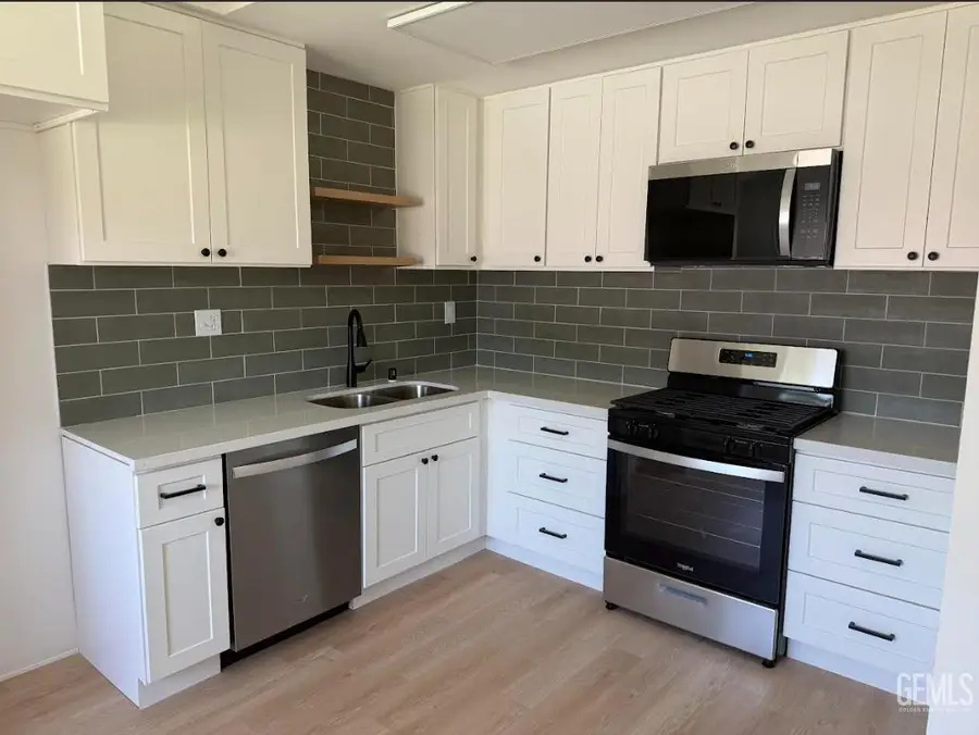 5205 BROCKTON COURT, Bakersfield, CA 93309 - #3